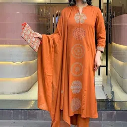 Fabinn Women Ethnic Motifs Embroidered Regular Thread Work Kurta with Trousers & With Dupatta image 5