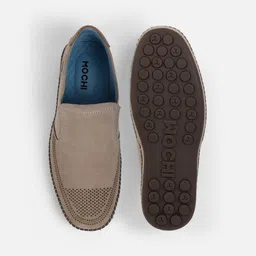 Mochi Men Perforations Leather Loafers image 3