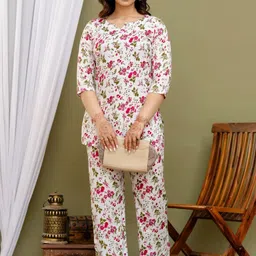 mad fury Printed V-Neck Top With Trousers Co-Ords image 2