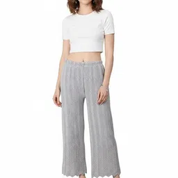 Thrifty Thread Women Geometric Regular Fit Mid Rise Woolen Trouser-image-53