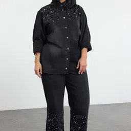 Trendyol Women Plus Size Cotton Embellished Straight Fit Jeans-picture-33