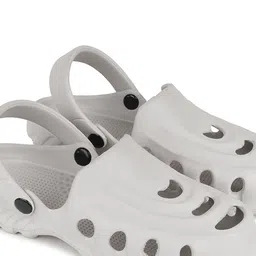 DRACKFOOT Men Clogs image 4