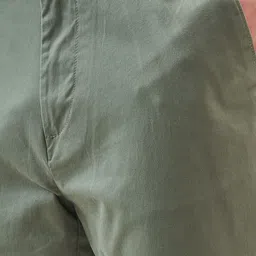 HIGHLANDER Men Solid Slim Fit Mid Rise Flat Front Regular Trousers image 3