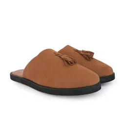 Styli Men Faux Suede Clogs with Tassel Detail image 2