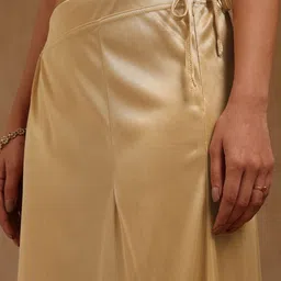 Soch Women High-Rise Saree Shapewear with Drawstring Closure image 5