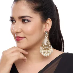 Women Click Classic Drop Earrings image 5