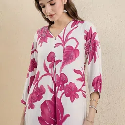 Indo Era Women Floral Printed Regular Kurta with Trousers-picture-23