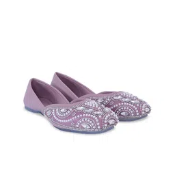 CATBIRD Women Embellished Mojaris Flats-image-31