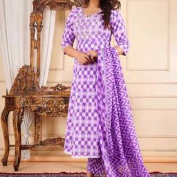 AURIPRX FASHION Women Printed Panelled Pure Cotton Kurta with Trousers & With Dupatta image 3