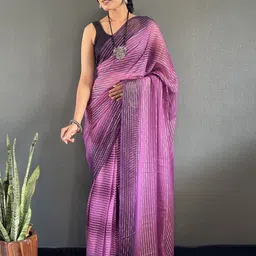 FLOURIOUS Zari Pure Chiffon Saree image 3