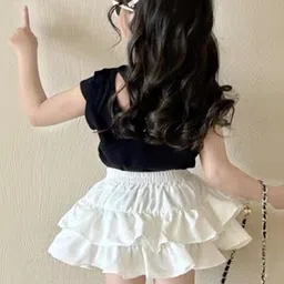 LULU & SKY Girls Printed T-shirt with Skirt image 4