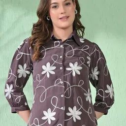 Myshka Women Floral Embroidered Bell Sleeve Shirt Style Top-picture-21