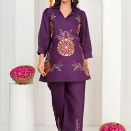 Kaftanize Embroidered Tunic With Trouser Co-Ords-picture-33