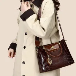 StyleCast PU Structured Handheld Bag-picture-17