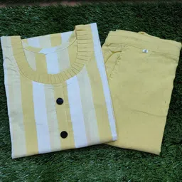 MISBA COLLECTION Striped Round Neck Kurta And Trousers With Dupatta-image-31