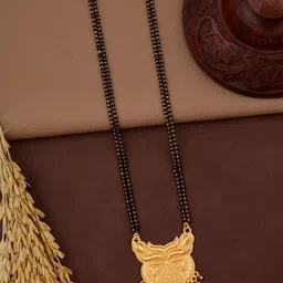 VEMISHTI Gold-Plated Mangalsutra image 3