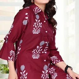 HERE&NOW Women Floral Printed Regular Kurti With Trouser image 5