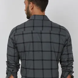 Mufti Men Spread Collar Windowpane Checked Cotton Slim Fit Casual Shirt image 4