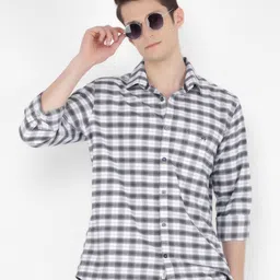 Crimsoune Club Men Classic Slim Fit Gingham Checks Opaque Checked Casual Shirt-picture-10