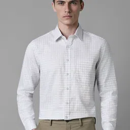 Louis Philippe Men Spread Collar Grid Tattersall Checked Cotton Slim Fit Formal Shirt-picture-19