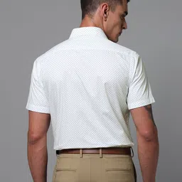 DON VINO Men Spread Collar Geometric Printed Cotton Slim Fit Formal Shirt image 5