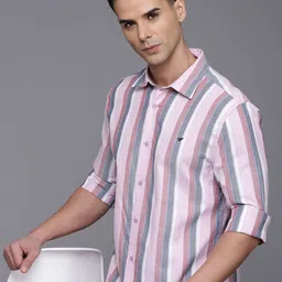 INVICTUS Men Standard Slim Fit Opaque Striped Casual Shirt-image-25