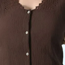 Absorbing Puff Sleeve Crepe Top image 3