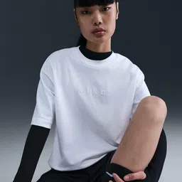 Nike Drop-Shoulder Sleeves Oversized T-shirt image 2
