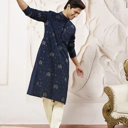 VASTRAMAY Men Embellished Sequinned Grandeur & Majestic Artwork Kurta image 5