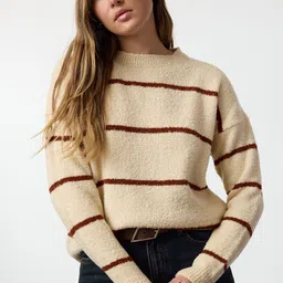 Trendyol Women Striped Round Neck Long Sleeves Pullover Sweater-image-33