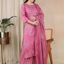 Moms Ever Women Printed Pure Cotton Kurta with Palazzos & With Dupatta-picture-25