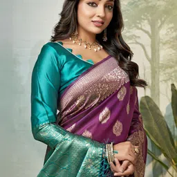 DIVASTRI Woven Design Zari Pure Silk Heavy Work Banarasi Saree image 4