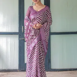 ALMAARI FASHION Geometric Printed Zari Pure Linen Banarasi Saree-picture-31