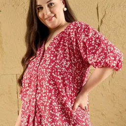 Berrylush Curve Floral Print Top image 3