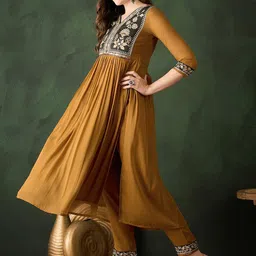 Sangria  Embroidered Three Quarter Sleeves A-Line Kurta With Trousers image 4