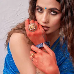 HERE&NOW Bandhani Zari Silk Blend Bandhani Saree image 3