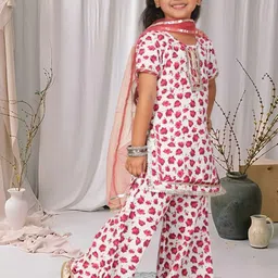 Cutiekins Girls Floral Printed Kurta with Palazzos & Dupatta image 3