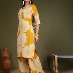 Anouk Rustic Floral Printed V-Neck Pure Cotton Straight Kurta With Palazzos image 4