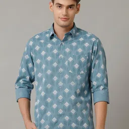 CAVALLO by Linen Club Contemporary Slim Fit Geometric Print Spread Collar Casual Shirt-picture-28