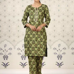 Ode by House of Pataudi Floral Printed Round Neck Kurta-picture-20