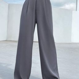 Next One Women Smart Loose Fit High-Rise Easy Wash Pleated Parallel Trousers-picture-4