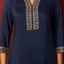 Indo Era Women Ethnic Motifs Embroidered Regular Thread Work Kurta with Trousers & With Dupatta image 2