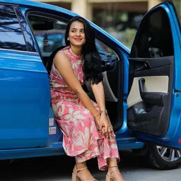 DIVASTRI Floral Printed A-Line Kurta With Palazzo image 4