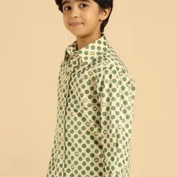 Bugandbees Boys Printed Mandarin Collar Standard Regular Fit Pure Cotton Casual Shirt image 4