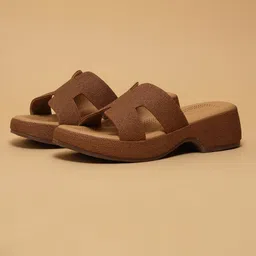 ERIDANI Textured Platform Sandals-picture-31