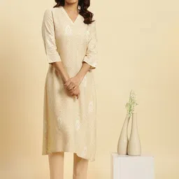 W Women Geometric Printed A-Line Kurta Set-image-3