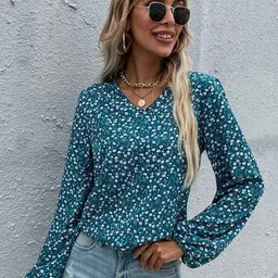 Stylecast X Slyck Print Top image 3