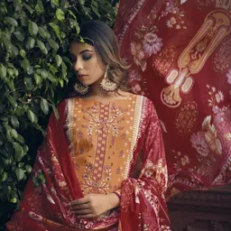 DRAVINAM Trends Floral Printed Zari Pure Cotton Unstitched Dress Material image 2