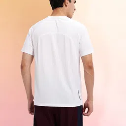 HRX by Hrithik Roshan Ultralite Printed Perforated T-shirt image 4