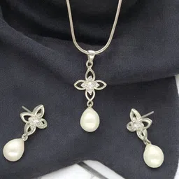 Sri Jagdamba Pearls Dealer Silver Plated CZ Stone Studded & Beaded Floral Jewellery Set-picture-10